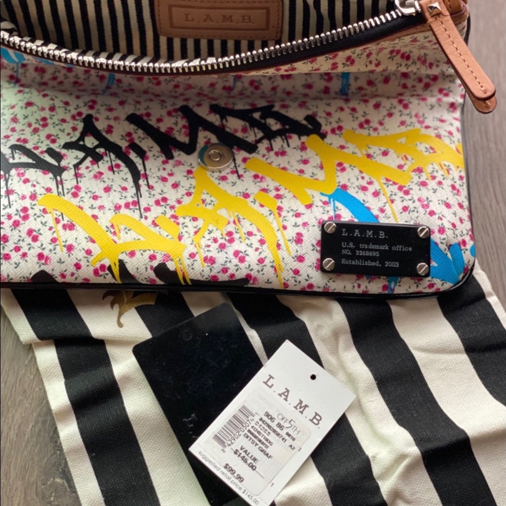 L.A.M.B clutch